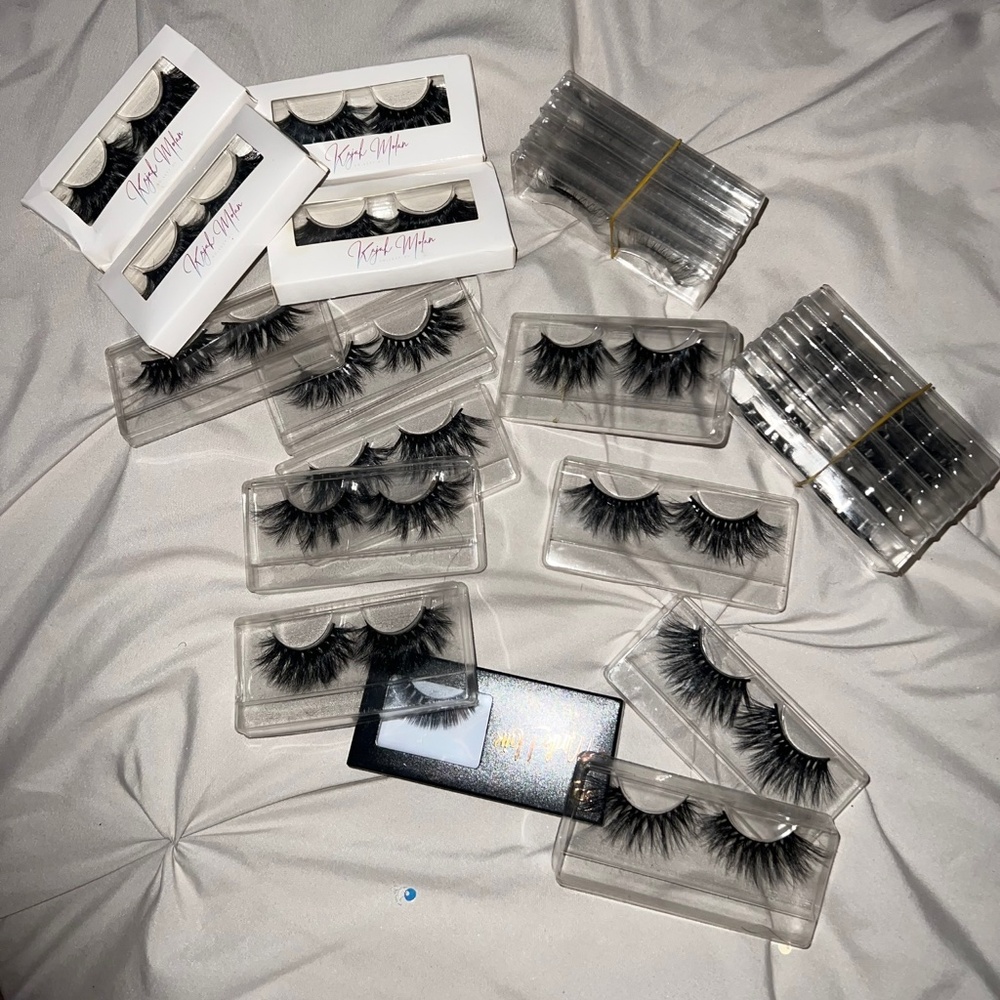25 Pairs of 25mm Strip Lashes